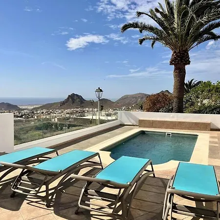 Evelyn Villa La Florida (Tenerife)