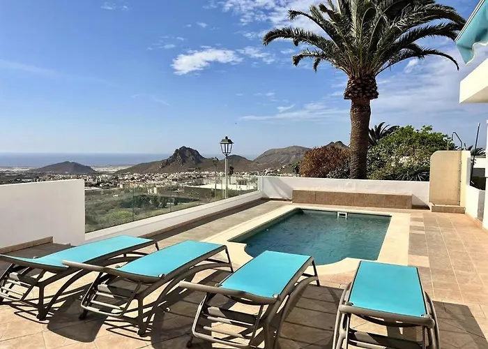 Evelyn Villa La Florida (Tenerife)